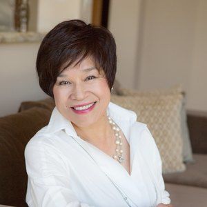 Meet your Posher, Ellen